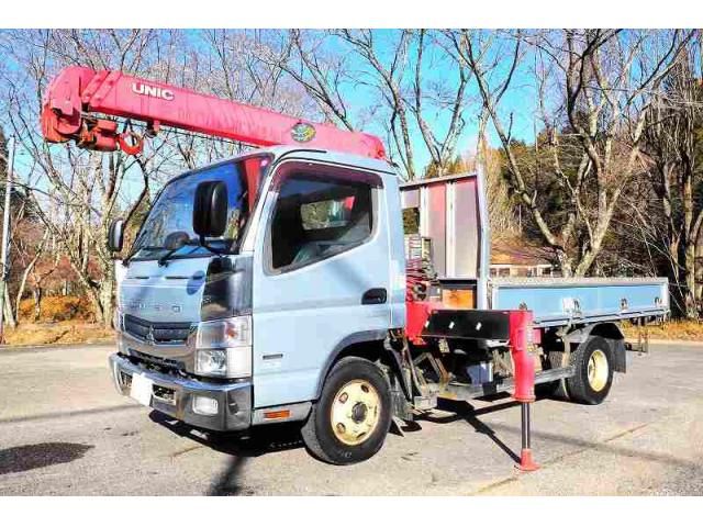 MITSUBISHI CANTER 2015