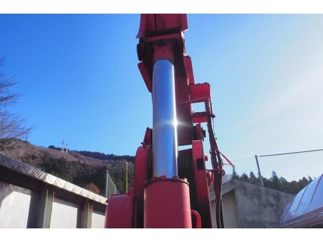 MITSUBISHI CANTER 2015