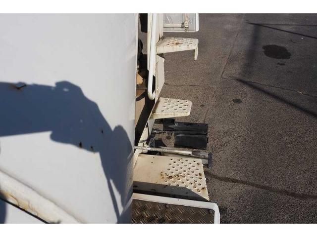 NISSAN DIESEL CONDOR 2006