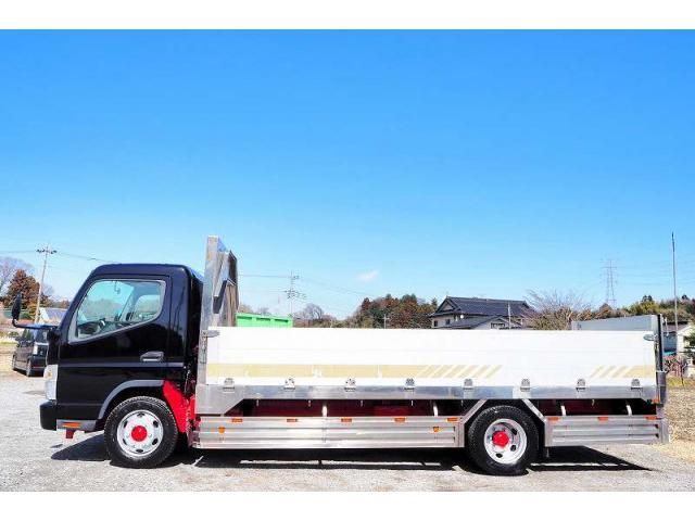 MITSUBISHI CANTER 2018