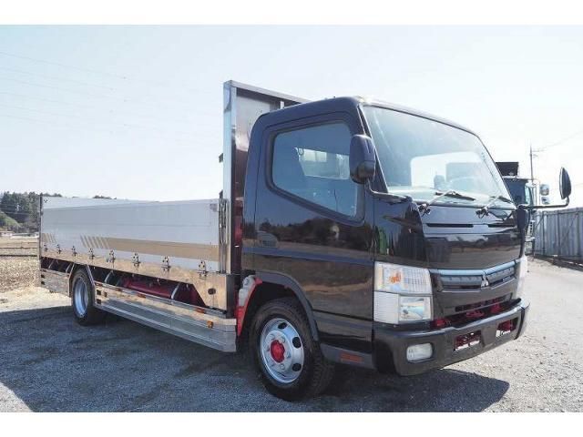 MITSUBISHI CANTER 2018