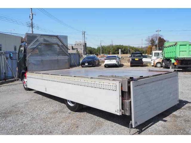 MITSUBISHI CANTER 2018