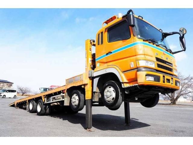 MITSUBISHI FUSOU SUPER GREAT 2003