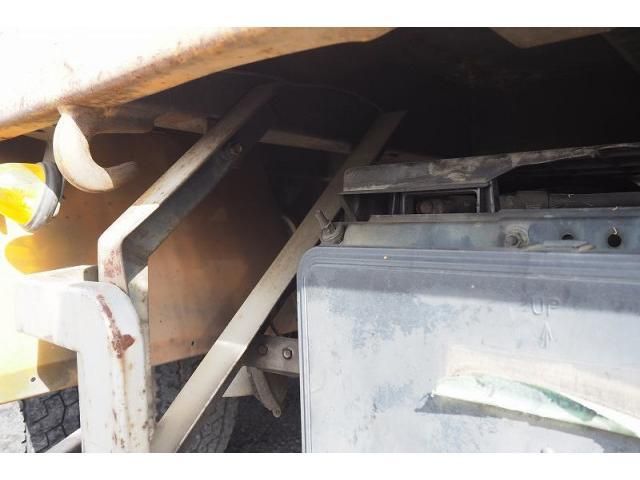 MITSUBISHI FUSOU SUPER GREAT 2003