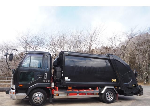 NISSAN DIESEL CONDOR 2011