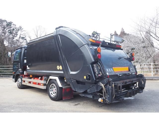 NISSAN DIESEL CONDOR 2011