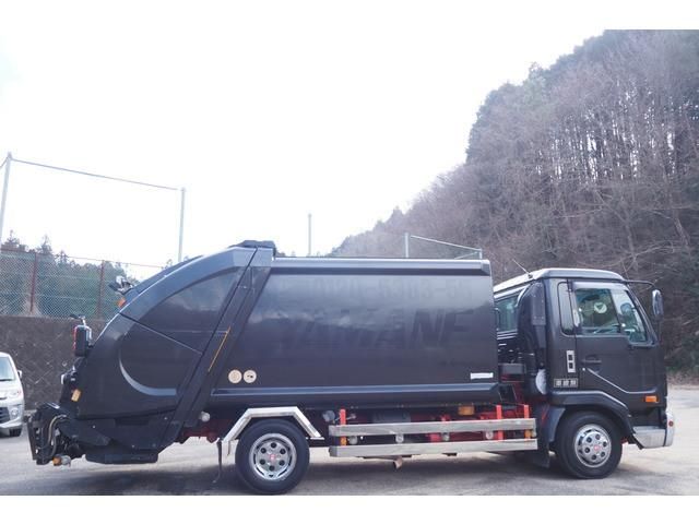 NISSAN DIESEL CONDOR 2011