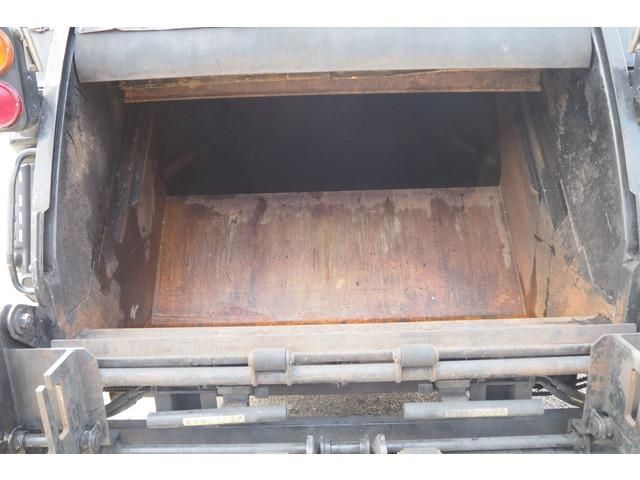 NISSAN DIESEL CONDOR 2011