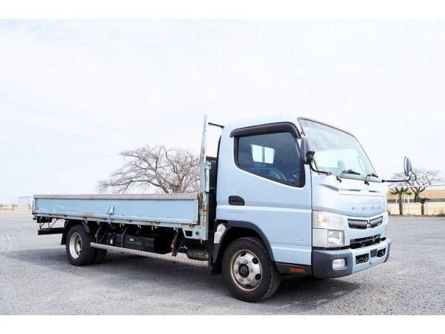 MITSUBISHI CANTER 2020