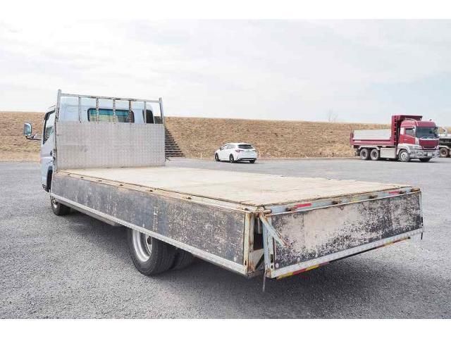 MITSUBISHI CANTER 2020