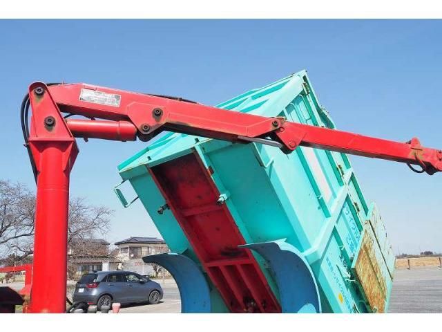 MITSUBISHI CANTER 2003