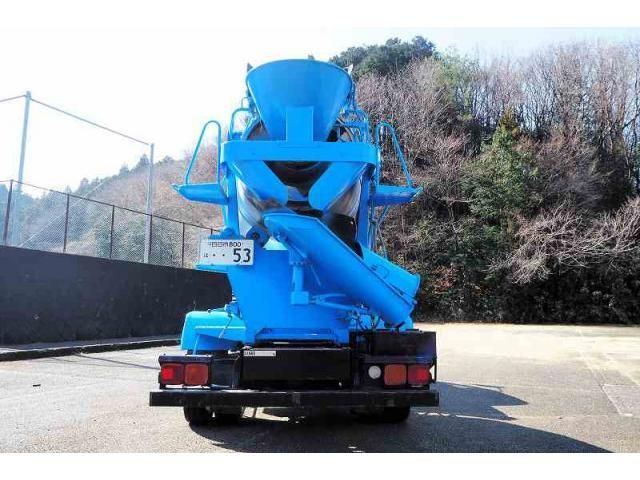 MITSUBISHI FUSOU FIGHTER 2015