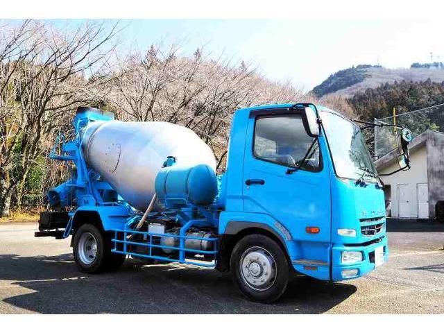 MITSUBISHI FUSOU FIGHTER 2015