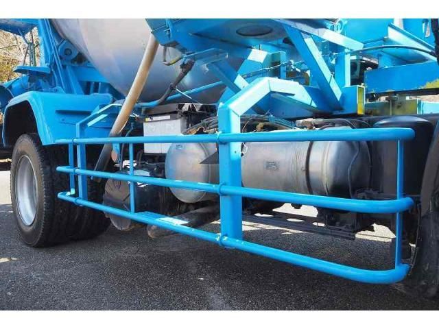 MITSUBISHI FUSOU FIGHTER 2015