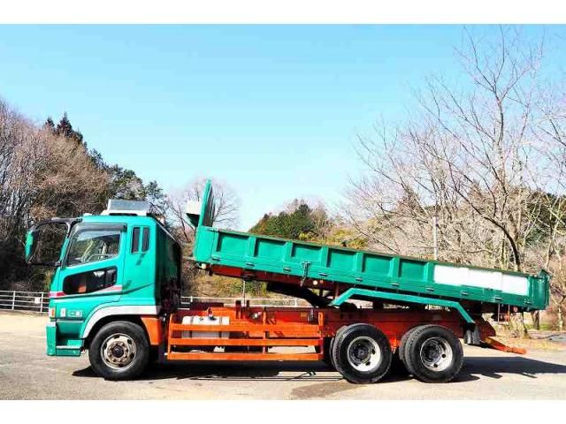 MITSUBISHI FUSOU SUPER GREAT 2005