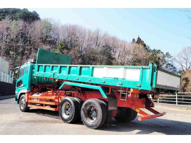 MITSUBISHI FUSOU SUPER GREAT 2005