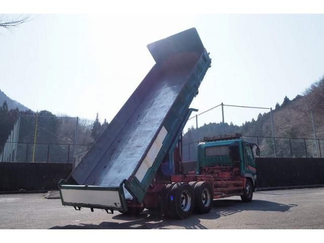 MITSUBISHI FUSOU SUPER GREAT 2005