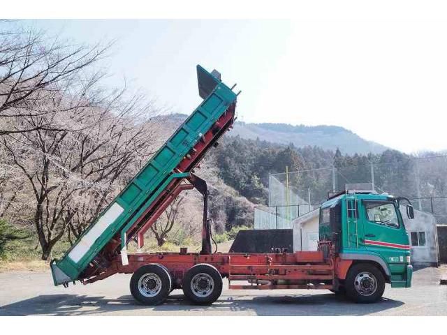 MITSUBISHI FUSOU SUPER GREAT 2005