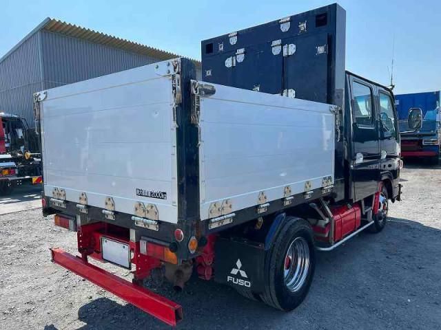 MITSUBISHI CANTER 2014