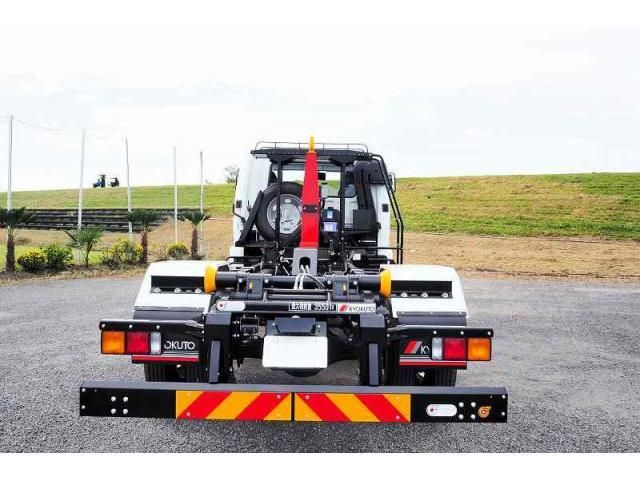 MITSUBISHI FUSOU FIGHTER 2025