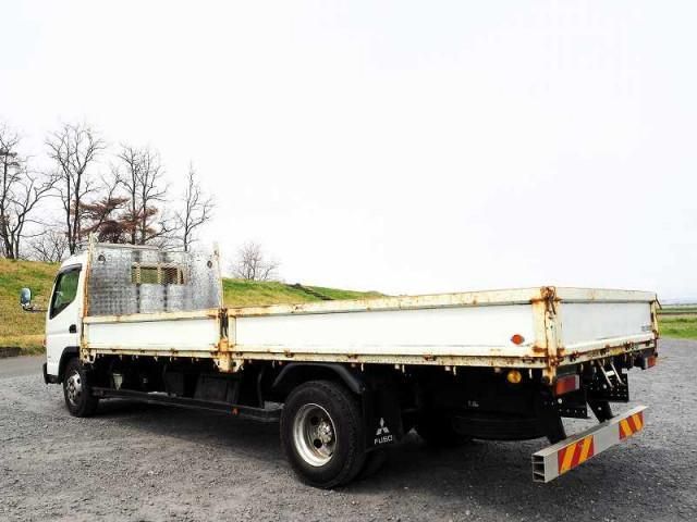 MITSUBISHI CANTER 2019