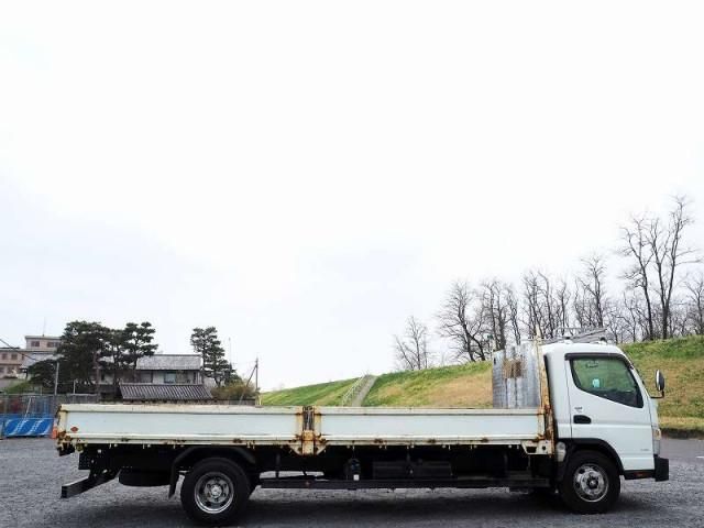 MITSUBISHI CANTER 2019