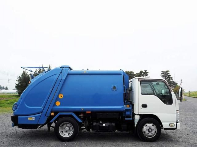 ISUZU ELF 2013