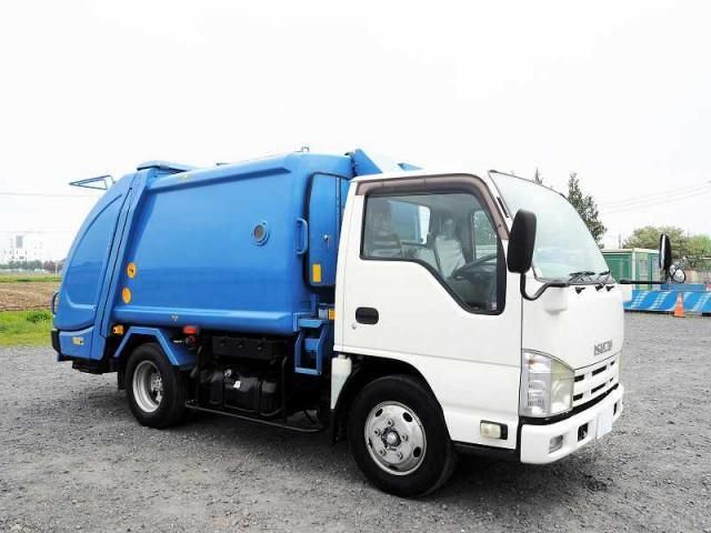 ISUZU ELF 2013