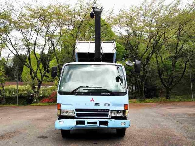 MITSUBISHI FUSOU FIGHTER 2001