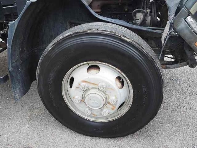 MITSUBISHI FUSOU FIGHTER 2001