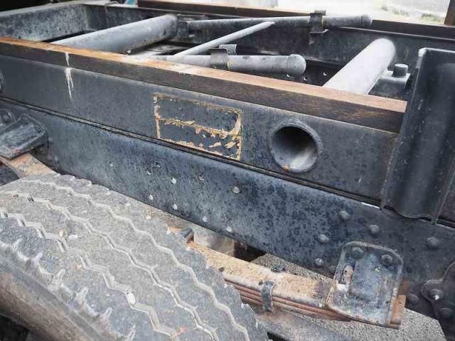 MITSUBISHI FUSOU FIGHTER 2001