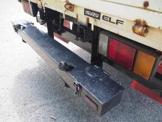 ISUZU ELF 2011