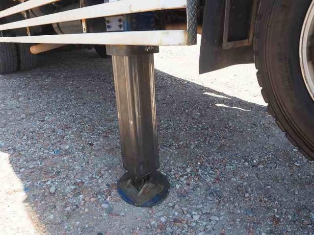 MITSUBISHI FUSOU FIGHTER 2003