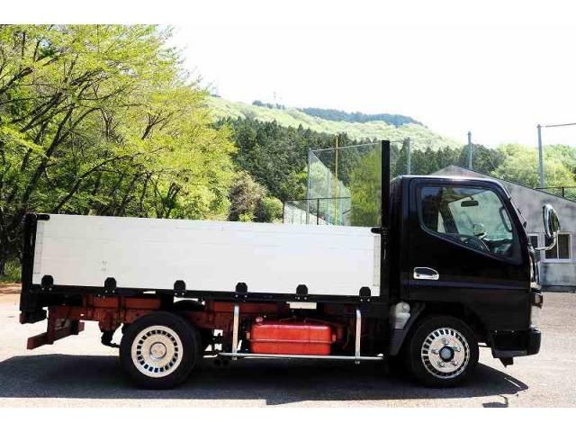 MITSUBISHI CANTER 2004