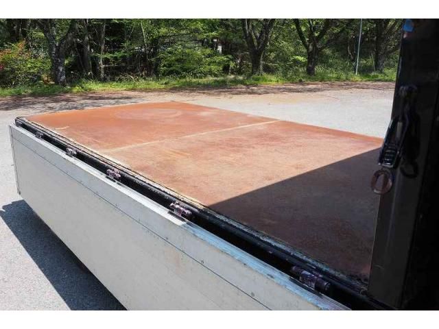 MITSUBISHI CANTER 2004