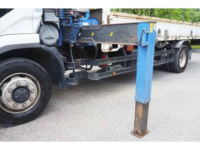 MITSUBISHI FUSOU FIGHTER 2013