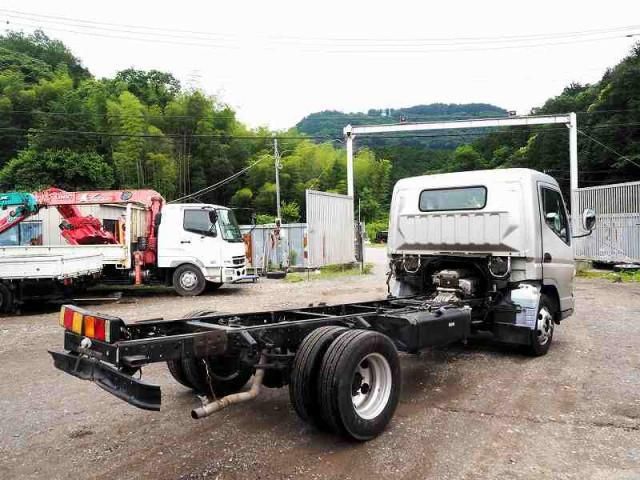 MITSUBISHI CANTER 2003