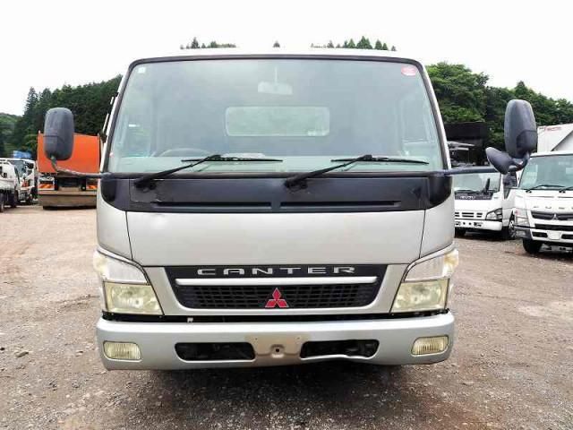 MITSUBISHI CANTER 2003