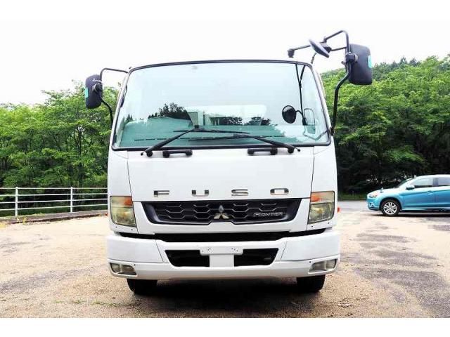 MITSUBISHI FUSOU FIGHTER 2012