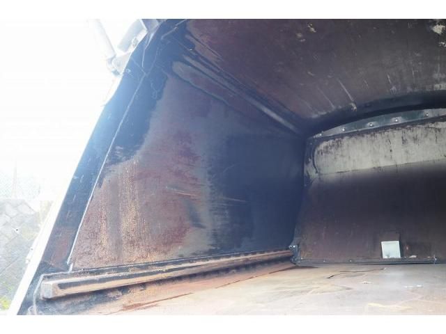 MITSUBISHI FUSOU FIGHTER 2012