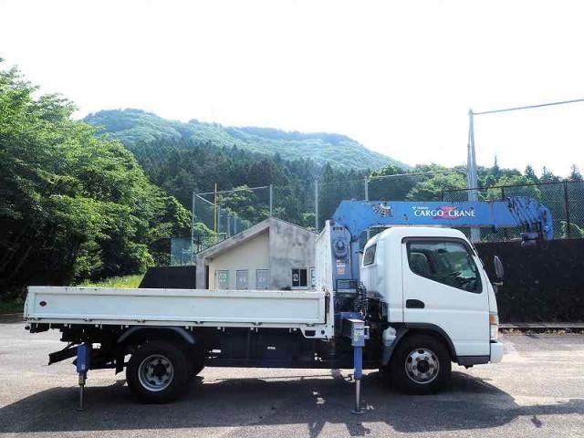 MITSUBISHI CANTER 2004