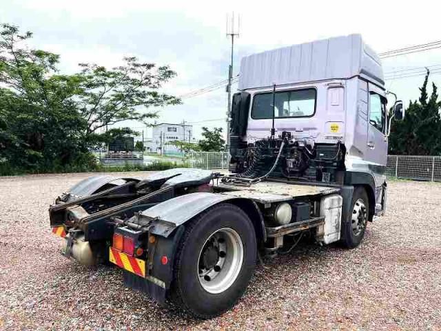 NISSAN DIESEL Quon 2012