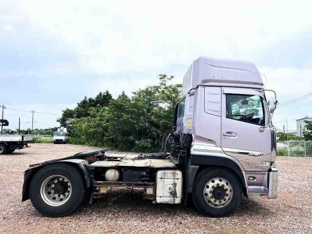NISSAN DIESEL Quon 2012