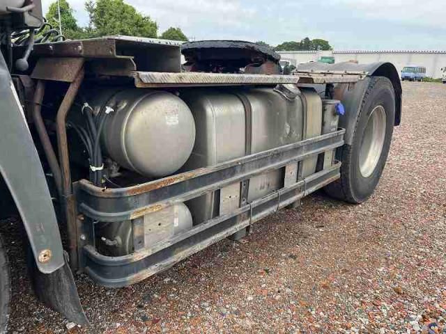 NISSAN DIESEL Quon 2012