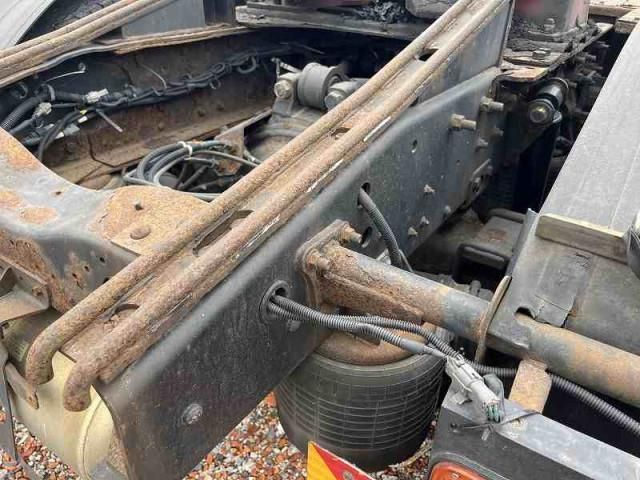 NISSAN DIESEL Quon 2012