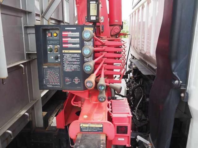 MITSUBISHI CANTER 2012