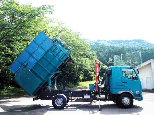 MITSUBISHI FUSOU FIGHTER 2008