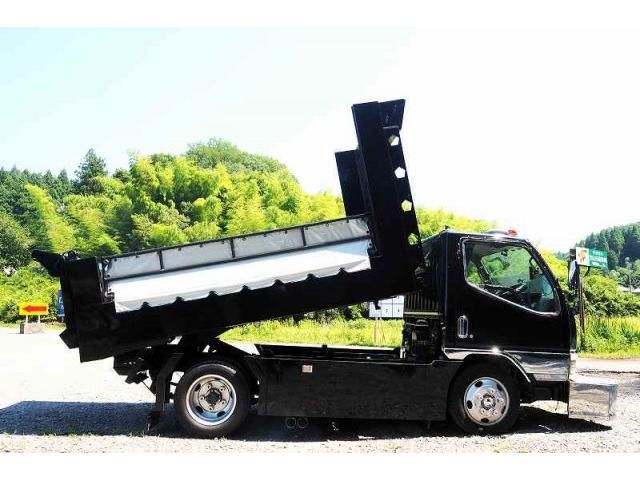 MITSUBISHI CANTER 2001