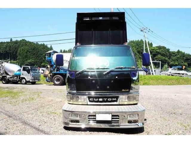 MITSUBISHI CANTER 2001