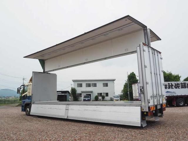 MITSUBISHI FUSOU SUPER GREAT 2018